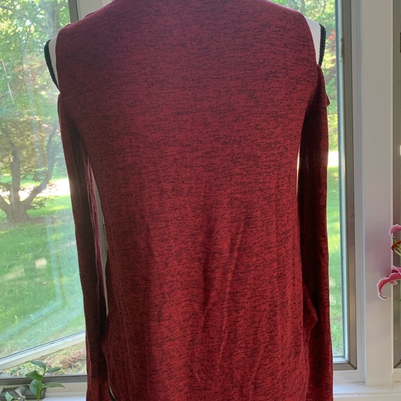 Hollister women’s long sleeve - Picture 4 of 7